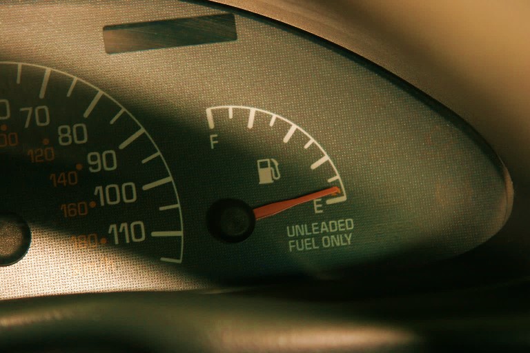 Gasoline_gauge_Chapter_16-1